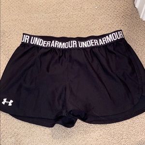 Black under Armour shorts
